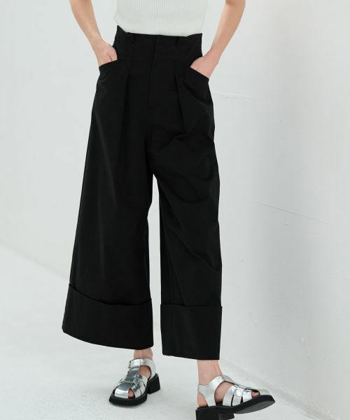 LANVIN en Bleu / ランバン オン ブルー その他パンツ | コットンリネンマッキンパンツ(ブラック)