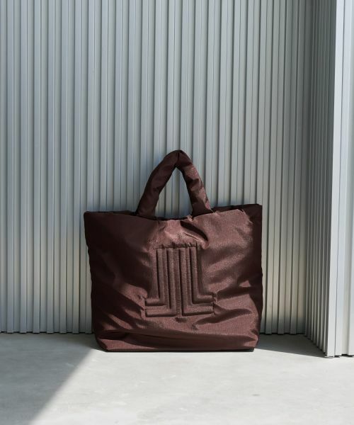 LANVIN en Bleu / ランバン オン ブルー その他小物 | パデッドロゴBIGバッグ | 詳細10