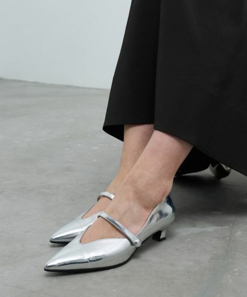 LANVIN en Bleu / ランバン オン ブルー その他小物 | ポインテッドトゥパンプス | 詳細2