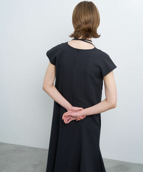 LANVIN en Bleu / ランバン オン ブルー ドレス | アムンゼンドレープネックフレアワンピース | 詳細7