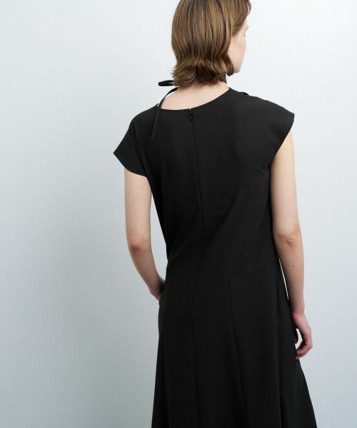 LANVIN en Bleu / ランバン オン ブルー ドレス | アムンゼンドレープネックフレアワンピース | 詳細9