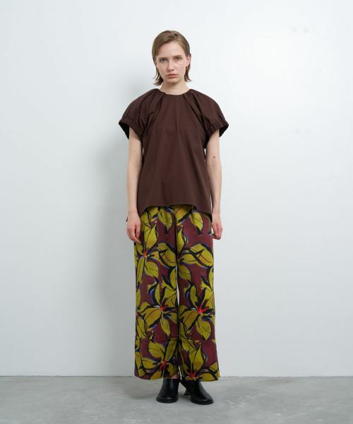 LANVIN en Bleu / ランバン オン ブルー Tシャツ | ギャザーネックドロストカットソー | 詳細13