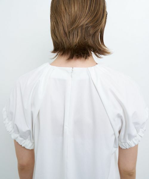 LANVIN en Bleu / ランバン オン ブルー Tシャツ | ギャザーネックドロストカットソー | 詳細4