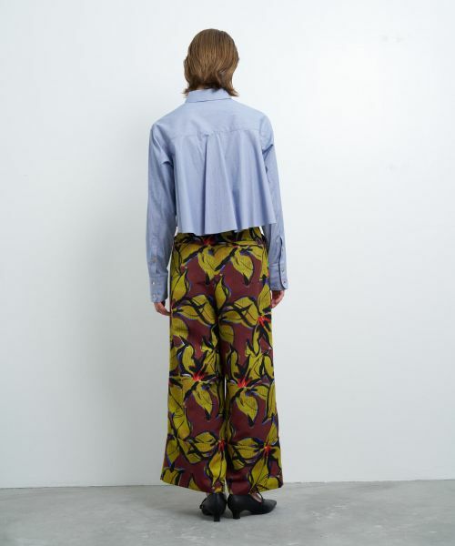 LANVIN en Bleu / ランバン オン ブルー シャツ・ブラウス | ハート釦バックフレアクロップドシャツ | 詳細19