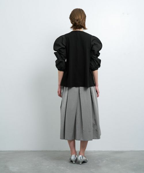 LANVIN en Bleu / ランバン オン ブルー Tシャツ | ギャザースリーブコンビカットソー | 詳細10