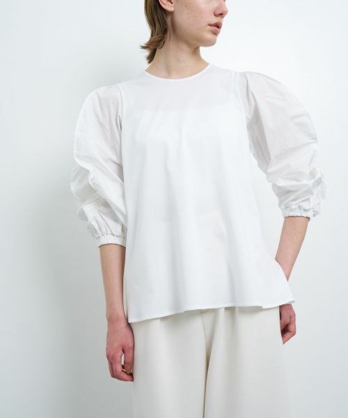 LANVIN en Bleu / ランバン オン ブルー Tシャツ | ギャザースリーブコンビカットソー | 詳細5