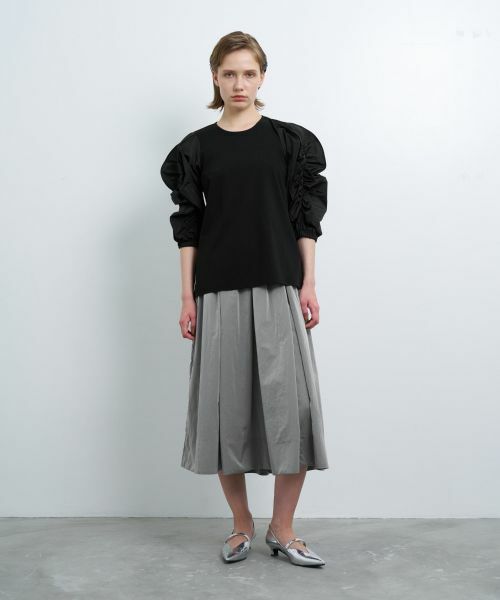 LANVIN en Bleu / ランバン オン ブルー Tシャツ | ギャザースリーブコンビカットソー | 詳細8