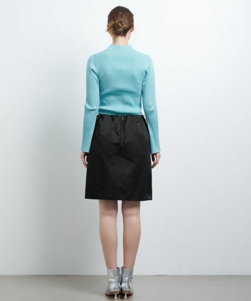 LANVIN en Bleu / ランバン オン ブルー ロング・マキシ丈スカート | トリプルクロスメモリーサテンミニスカート | 詳細3