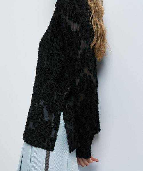 LANVIN en Bleu / ランバン オン ブルー Tシャツ | カットジャガードプリーツトップス | 詳細13