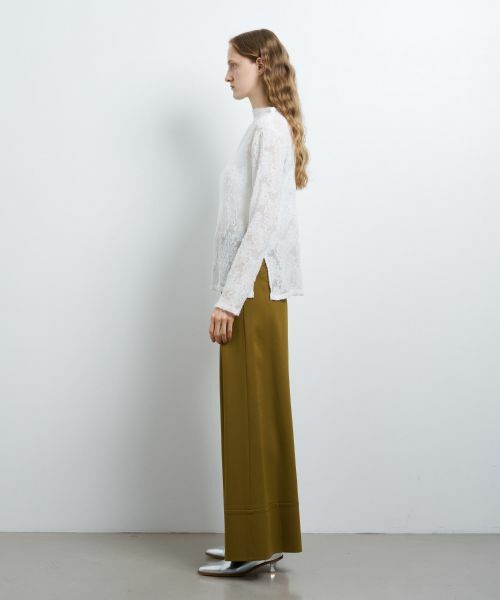 LANVIN en Bleu / ランバン オン ブルー Tシャツ | カットジャガードプリーツトップス | 詳細15