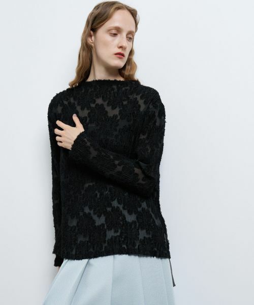 LANVIN en Bleu / ランバン オン ブルー Tシャツ | カットジャガードプリーツトップス | 詳細9