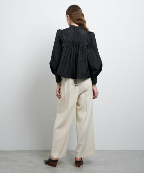 LANVIN en Bleu / ランバン オン ブルー シャツ・ブラウス | スタンドカラーフレアブラウス | 詳細3