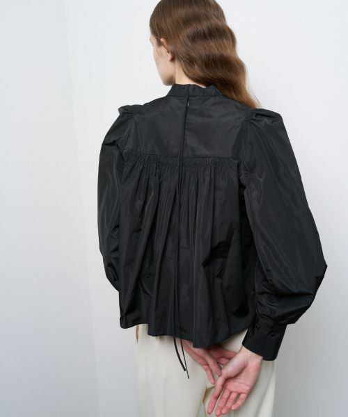 LANVIN en Bleu / ランバン オン ブルー シャツ・ブラウス | スタンドカラーフレアブラウス | 詳細6