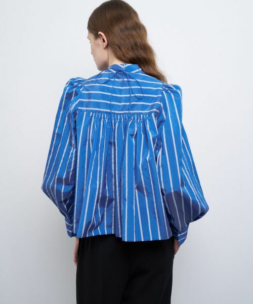 LANVIN en Bleu / ランバン オン ブルー シャツ・ブラウス | FABRICAスタンドカラーフレアブラウス | 詳細10