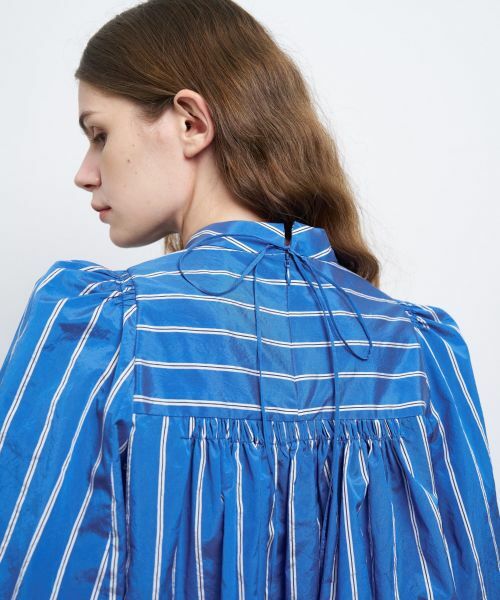 LANVIN en Bleu / ランバン オン ブルー シャツ・ブラウス | FABRICAスタンドカラーフレアブラウス | 詳細11