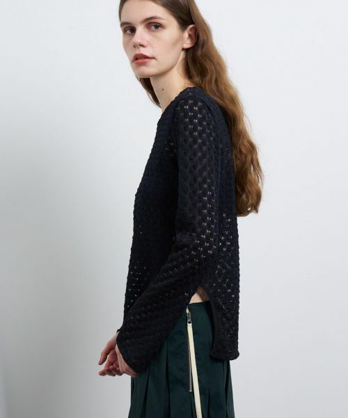 LANVIN en Bleu / ランバン オン ブルー Tシャツ | カーブスリットレーストップス | 詳細4