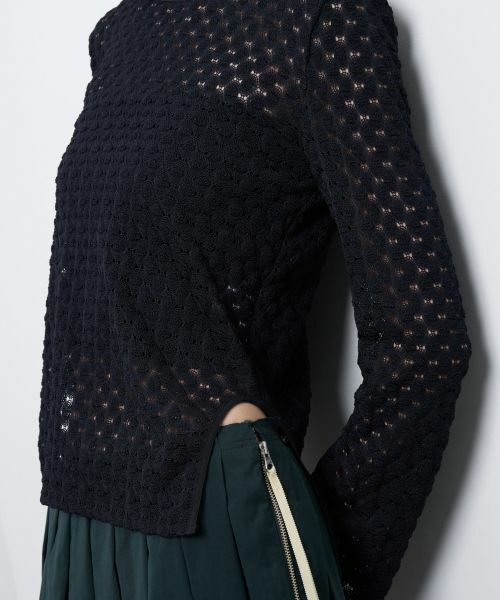 LANVIN en Bleu / ランバン オン ブルー Tシャツ | カーブスリットレーストップス | 詳細6