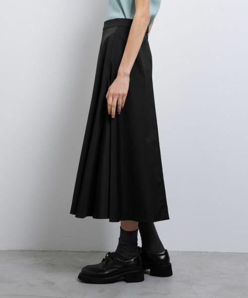 LANVIN ランバン　ロングスカート セール】 ストレッチサテンフレアスカート （ロング・マキシ丈