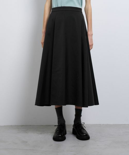 新品　LANVIN en Bleuライトダブルクロスラインスカート　ブラック ライトダブルクロス Iラインスカート | maison TOMORROWLAND