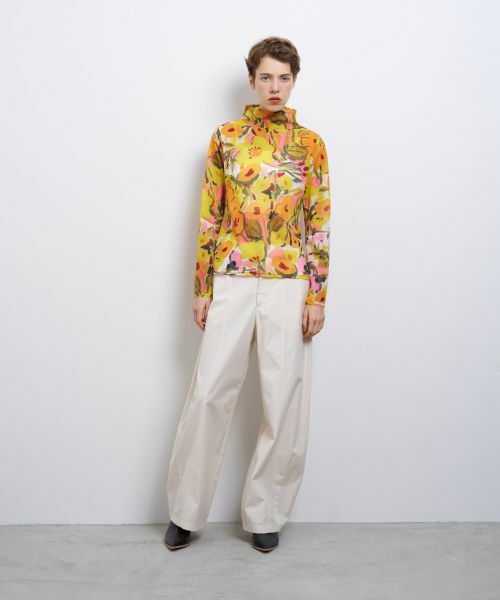 LANVIN en Bleu / ランバン オン ブルー Tシャツ | C'est le Printempsフレアスリーブカットソー | 詳細1