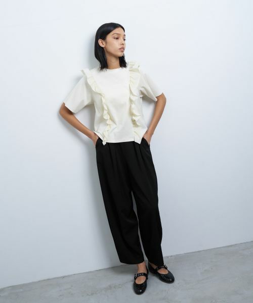 LANVIN en Bleu / ランバン オン ブルー Tシャツ | アシンメタフタフリルコンビカットソー | 詳細15