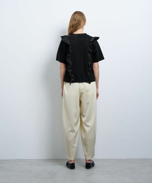 LANVIN en Bleu / ランバン オン ブルー Tシャツ | アシンメタフタフリルコンビカットソー | 詳細19