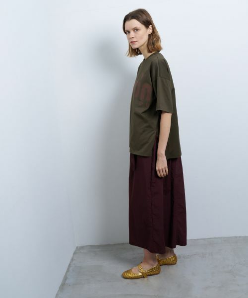 LANVIN en Bleu / ランバン オン ブルー Tシャツ | ビッグロゴプリントTシャツ | 詳細15