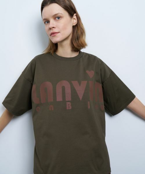 LANVIN en Bleu/ランバン オン ブルー ビッグロゴプリントTシャツ カーキ 38