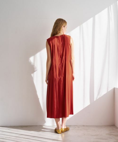 LANVIN en Bleu / ランバン オン ブルー ドレス | ジョーゼットプリーツワンピース | 詳細10