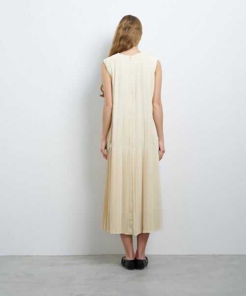 LANVIN en Bleu / ランバン オン ブルー ドレス | ジョーゼットプリーツワンピース | 詳細3