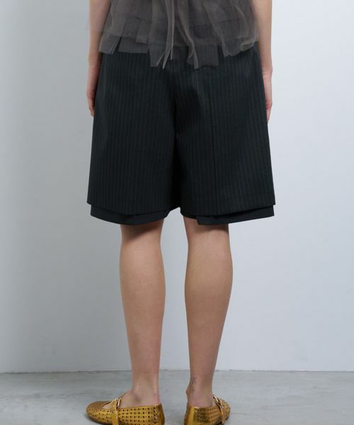 LANVIN en Bleu / ランバン オン ブルー その他パンツ | ウールポリエステルショートパンツ | 詳細8