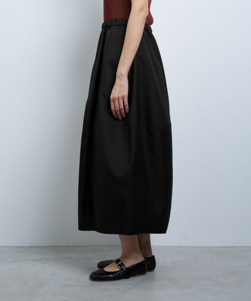LANVIN en Bleu / ランバン オン ブルー ロング・マキシ丈スカート | ポリエステルツイルコクーンゴムスカート | 詳細11