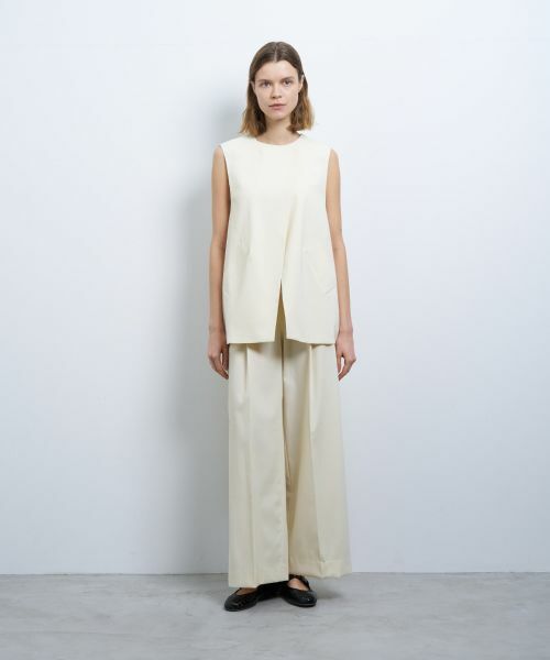 LANVIN en Bleu / ランバン オン ブルー シャツ・ブラウス | ウールポリエステルフレアベスト | 詳細1