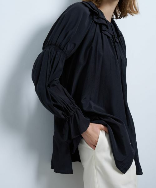 LANVIN en Bleu/ランバン オン ブルー トリアセローンフリルギャザーブラウス ネイビー 38 LANVIN en Bleu/ランバン オン ブルー トリアセローンフリルギャザーブラウス ネイビー 38