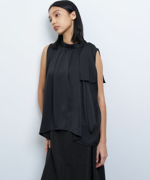 LANVINenBleuランバンオンブルー トリムカラーサテンブルゾン ブラック 雨傘】ランバン オン ブルー (LANVIN en Bleu) 耐風傘 サテン