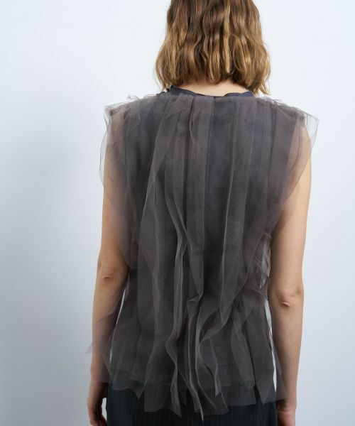 LANVIN en Bleu / ランバン オン ブルー Tシャツ | チュールレイヤードノースリーブカットソー | 詳細11