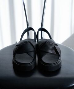 LANVIN en Bleu / ランバン オン ブルー その他小物 | ツイストフラットサンダル