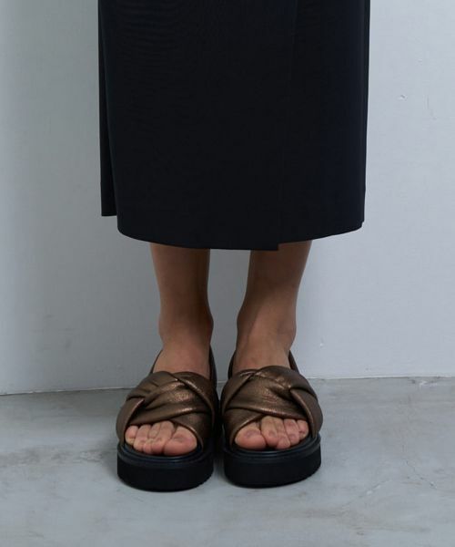 LANVIN en Bleu / ランバン オン ブルー その他小物 | ツイストフラットサンダル | 詳細2