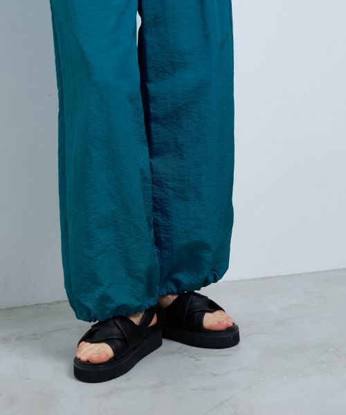 LANVIN en Bleu / ランバン オン ブルー その他パンツ | 撥水パラシュートパンツ | 詳細9