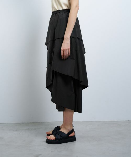 LANVIN en Bleu / ランバン オン ブルー ロング・マキシ丈スカート | 撥水ナイロンラッフルティアードスカート | 詳細18