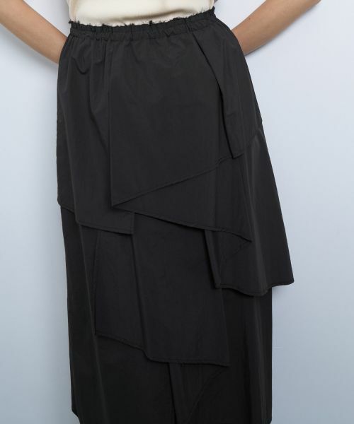 LANVIN en Bleu / ランバン オン ブルー ロング・マキシ丈スカート | 撥水ナイロンラッフルティアードスカート | 詳細20