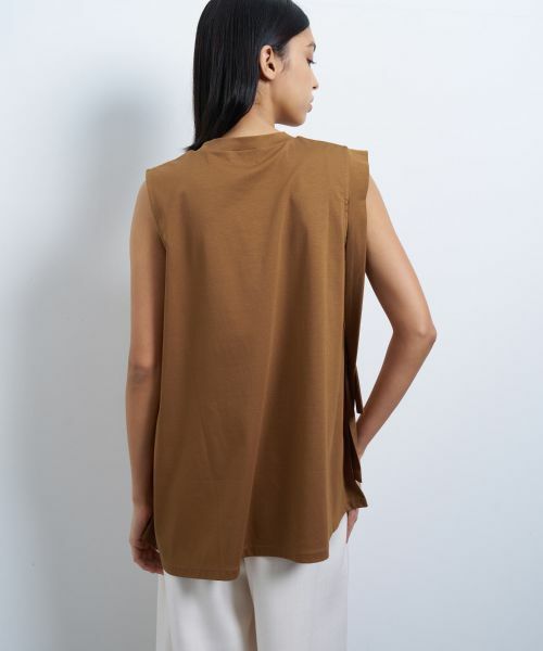 LANVIN en Bleu / ランバン オン ブルー Tシャツ | アシンメノースリーブカットソー | 詳細20