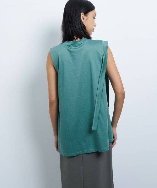 LANVIN en Bleu / ランバン オン ブルー Tシャツ | アシンメノースリーブカットソー | 詳細5