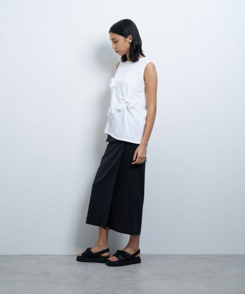 LANVIN en Bleu / ランバン オン ブルー Tシャツ | 【手洗い可】ノットリボンノースリーブカットソー | 詳細8