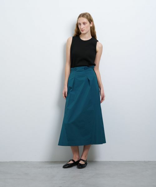 LANVIN en Bleu / ランバン オン ブルー ロング・マキシ丈スカート | メモリークロスタックスカート | 詳細1