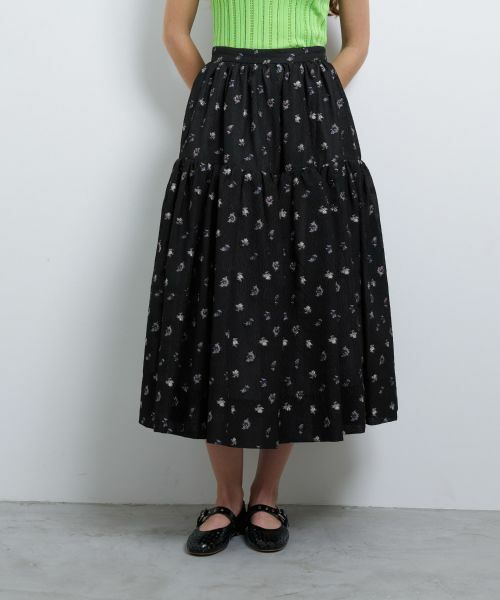 LANVIN en Bleu/ランバン オン ブルー fleuretteジャガードスカート ブラック 36 LANVIN en Bleu/ランバン オン ブルー fleuretteジャガードスカート ブラック 36