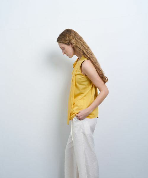 LANVIN en Bleu / ランバン オン ブルー Tシャツ | ドレープノースリーブカットソー | 詳細5