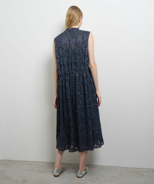 LANVIN en Bleu / ランバン オン ブルー ドレス | Brume Dot／Lush Gardenプリントワンピース | 詳細13