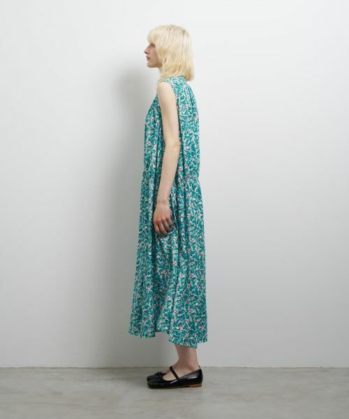 LANVIN en Bleu / ランバン オン ブルー ドレス | Brume Dot／Lush Gardenプリントワンピース | 詳細2