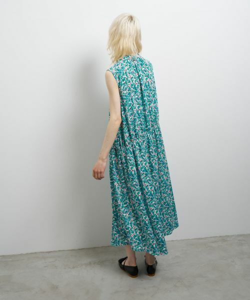 LANVIN en Bleu / ランバン オン ブルー ドレス | Brume Dot／Lush Gardenプリントワンピース | 詳細6